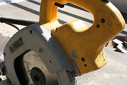 f2014_111_053_l