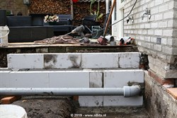 F2019_082_068